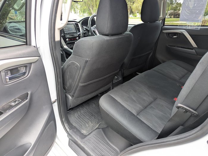 2023 Mitsubishi Pajero Sport GLS