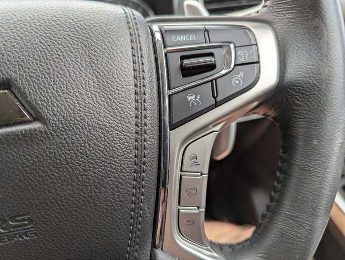 2023 Mitsubishi Pajero Sport GLS