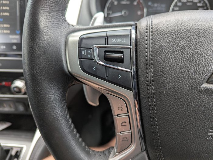 2023 Mitsubishi Pajero Sport GLS