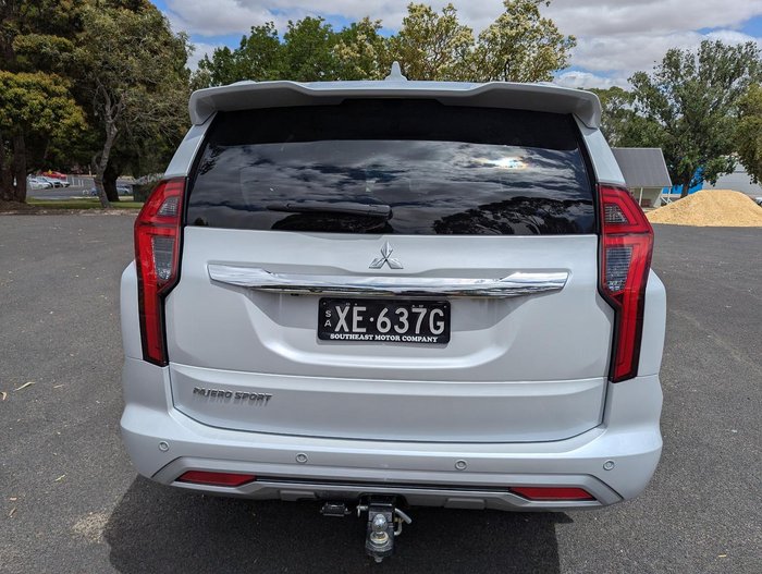 2023 Mitsubishi Pajero Sport GLS