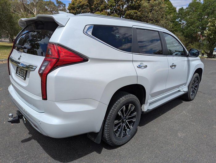 2023 Mitsubishi Pajero Sport GLS