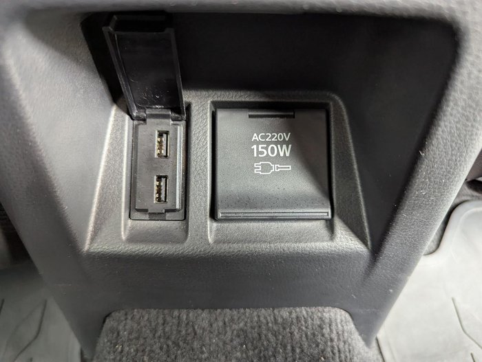 2023 Mitsubishi Pajero Sport GLS