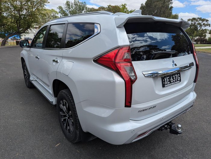 2023 Mitsubishi Pajero Sport GLS
