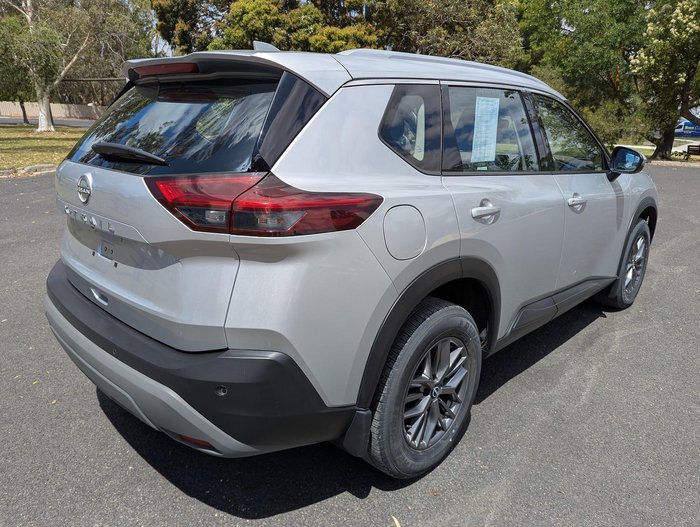 2024 Nissan X-TRAIL ST