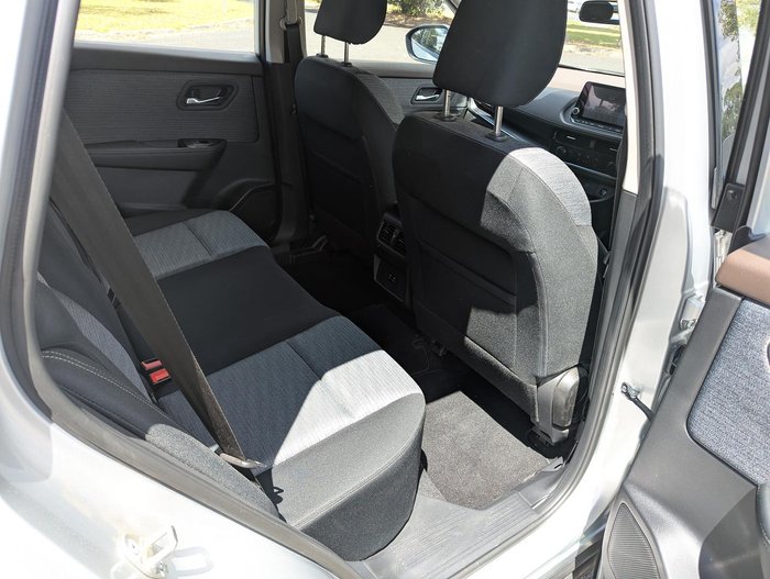 2024 Nissan X-TRAIL ST