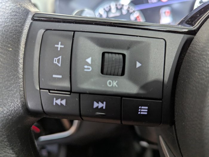 2024 Nissan X-TRAIL ST