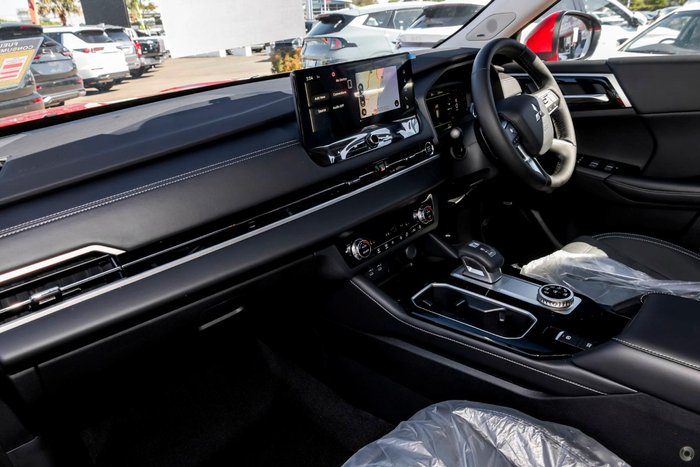 2025 Mitsubishi Outlander Aspire