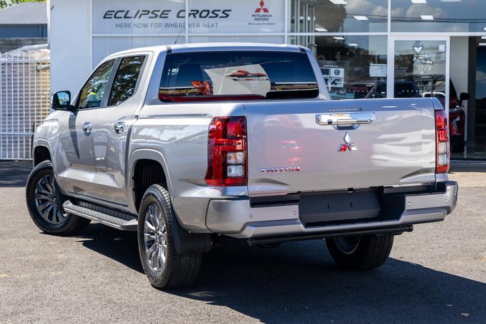 2025 Mitsubishi Triton GLS
