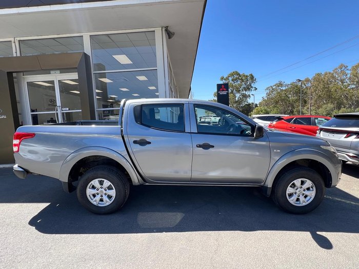 2017 Mitsubishi Triton GLX