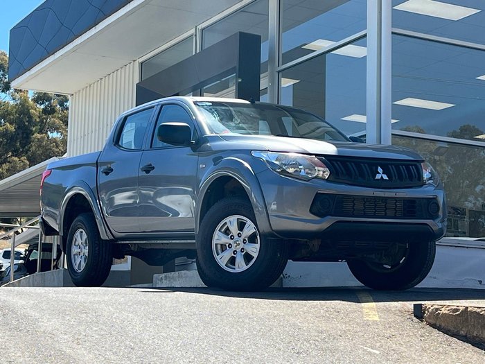 2017 Mitsubishi Triton GLX