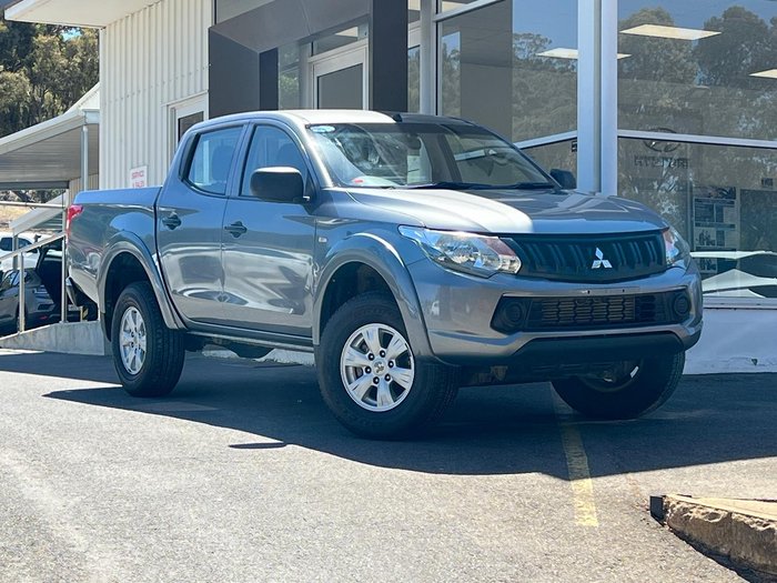 2017 Mitsubishi Triton GLX
