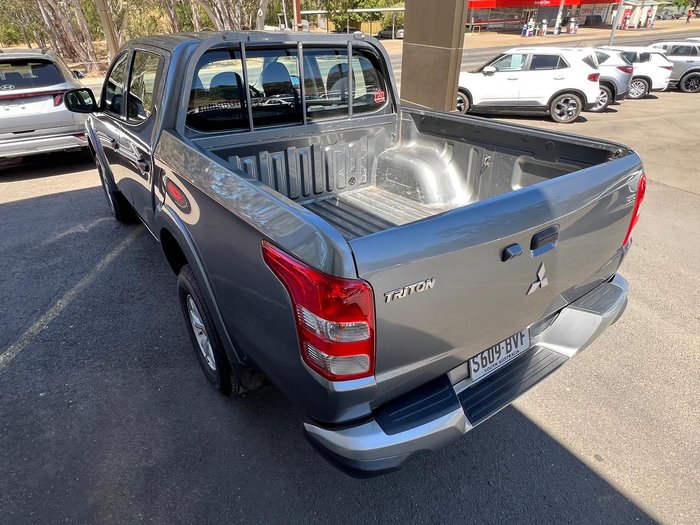 2017 Mitsubishi Triton GLX