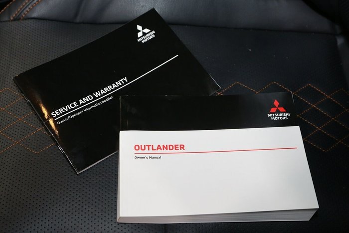 2023 Mitsubishi Outlander Exceed Tourer