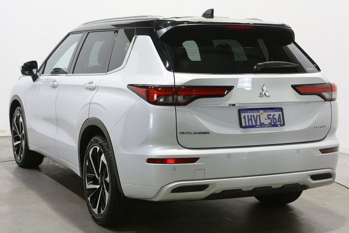 2023 Mitsubishi Outlander Exceed Tourer