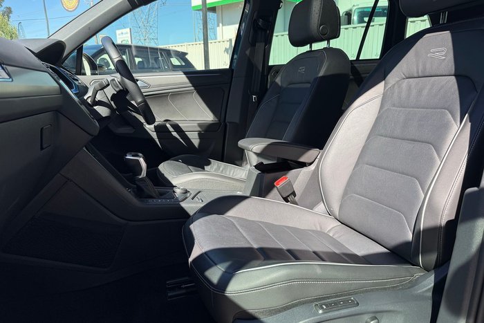 2023 Volkswagen Tiguan 162TSI R-Line