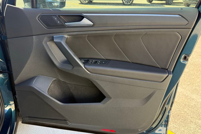 2023 Volkswagen Tiguan 162TSI R-Line