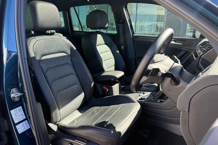 2023 Volkswagen Tiguan 162TSI R-Line