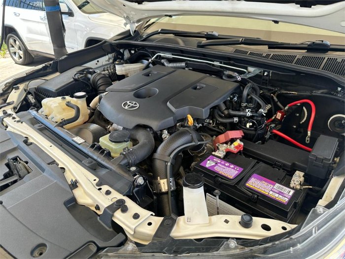 2021 Toyota Hilux SR5 GUN126R 4X4 Dual Range Crystal Pearl