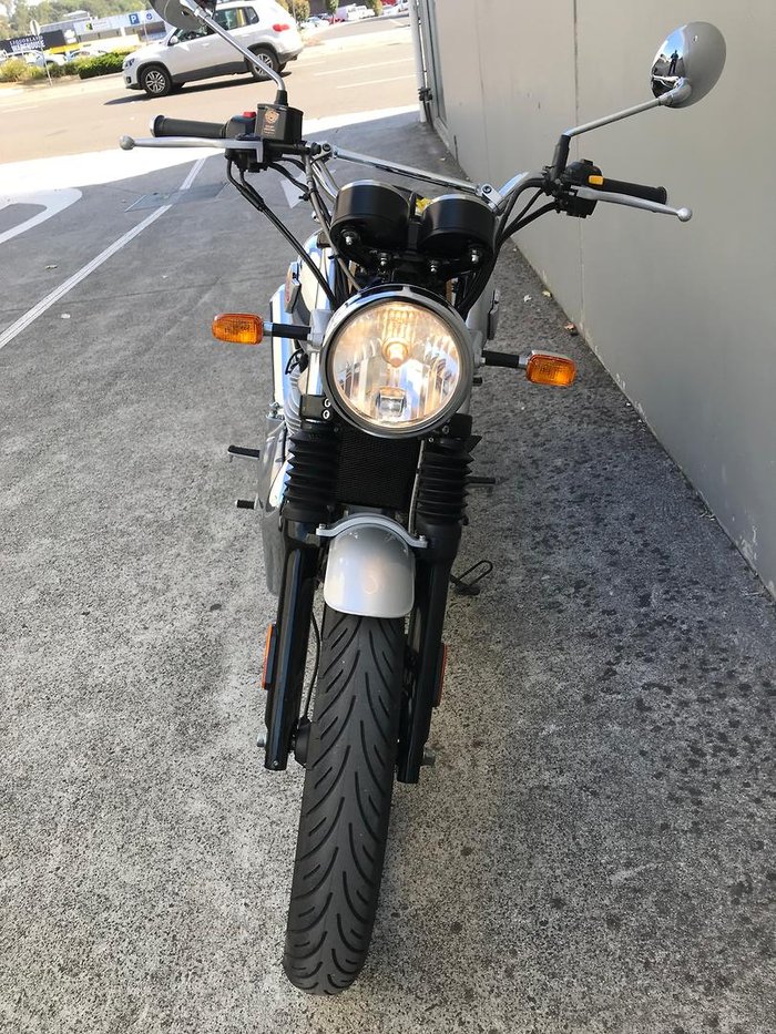 2021 Royal Enfield Interceptor 650 Chrome