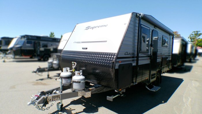 2025 Supreme 1760_C_K2e3_S Classic 17'6