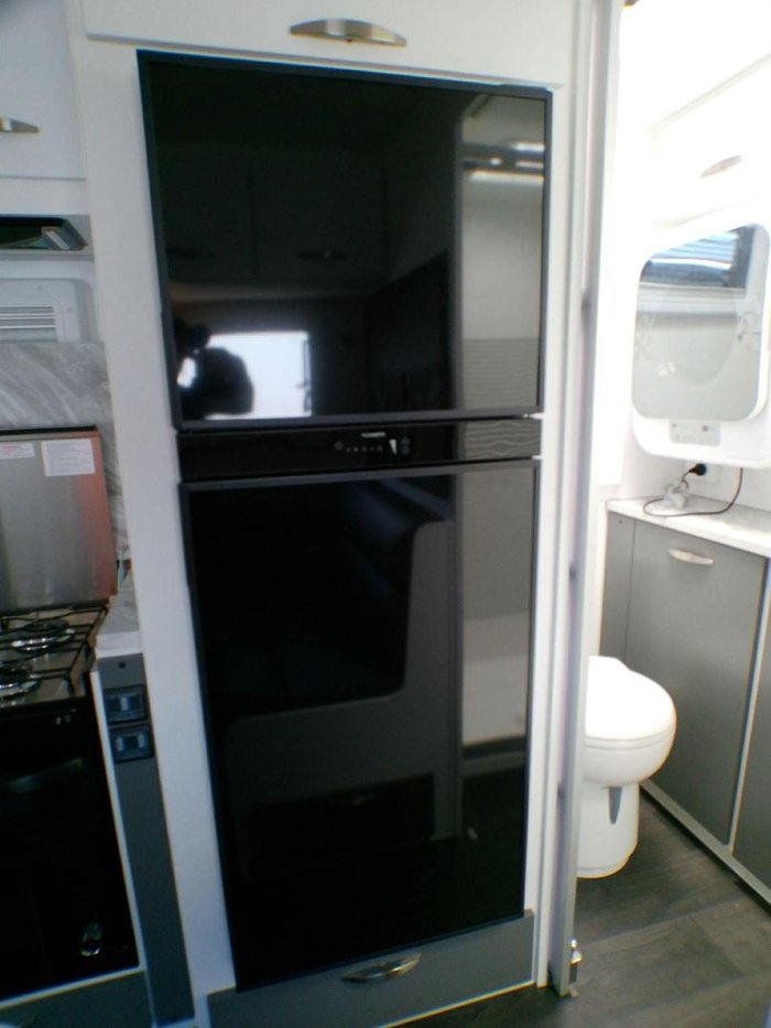 2025 Supreme 1760_C_K2e3_S Classic 17'6