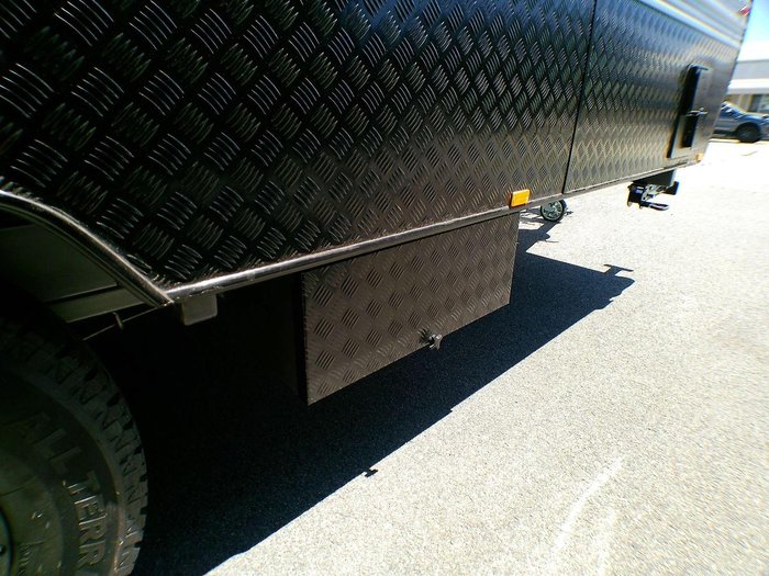 2025 Supreme 1760_C_K2e3_S Classic 17'6