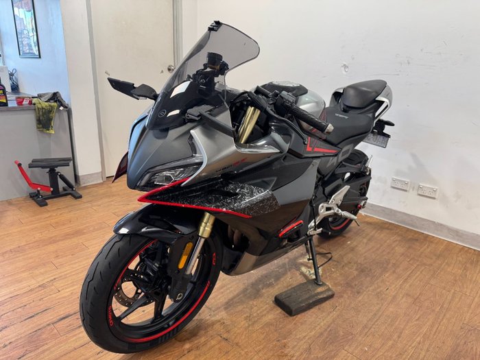 2023 CFMoto 450 SR ABS Black