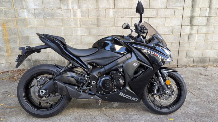 2020 Suzuki GSX-S1000F Black