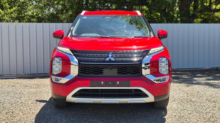 2022 Mitsubishi Outlander LS