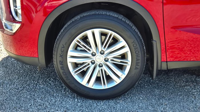 2022 Mitsubishi Outlander LS