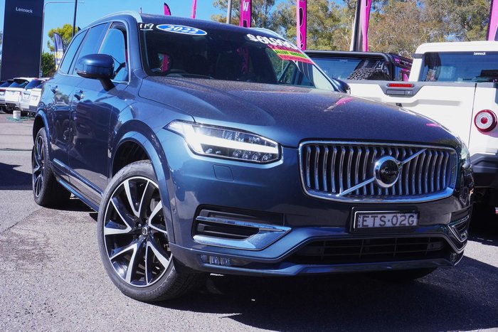 2022 Volvo XC90 B6 Inscription