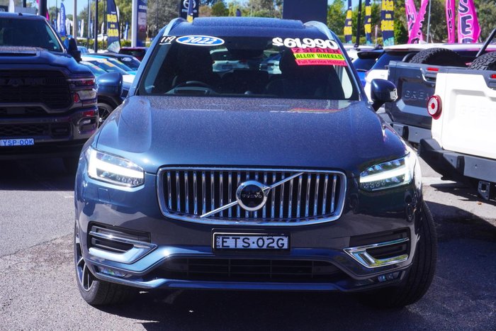 2022 Volvo XC90 B6 Inscription