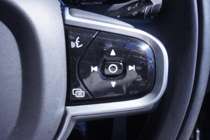 2022 Volvo XC90 B6 Inscription