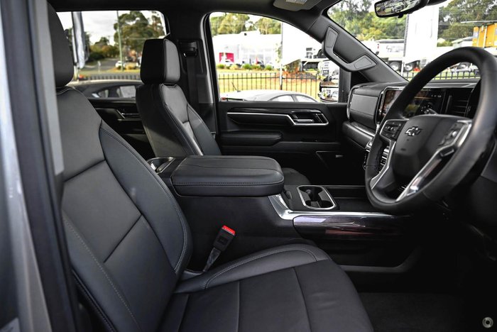 2025 Chevrolet Silverado HD LTZ Premium W/Tech Pack