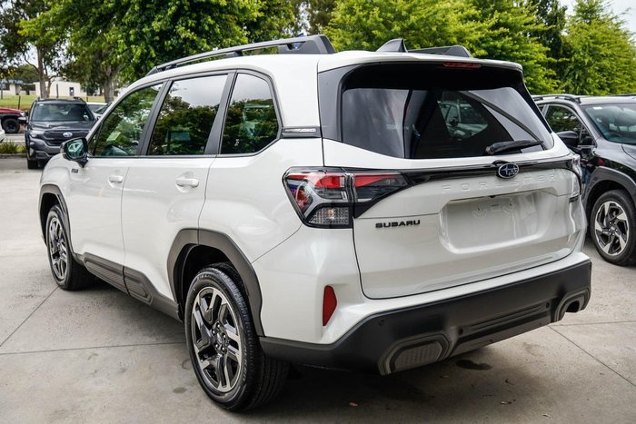 2025 Subaru Forester Hybrid S6 MY26 AWD Crystal White