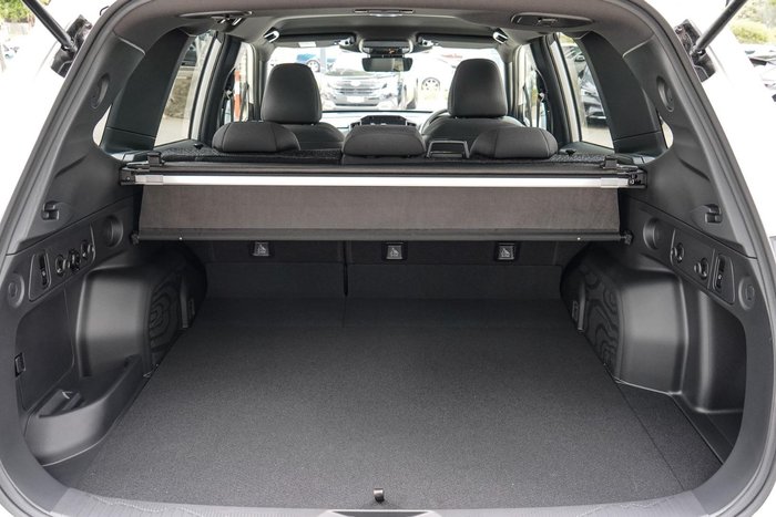 2025 Subaru Forester Hybrid S6 MY26 AWD Crystal White