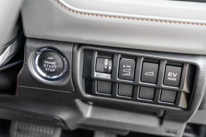 2025 Subaru Forester Hybrid Sport S6 MY26 AWD Crystal White