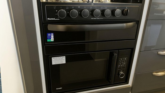 2025 Supreme 2110_C_K1e5b_T Territory 21'10 2 Bunk