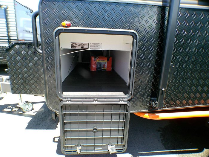 2025 Supreme 2110_C_K1e5b_T Territory 21'10 2 Bunk