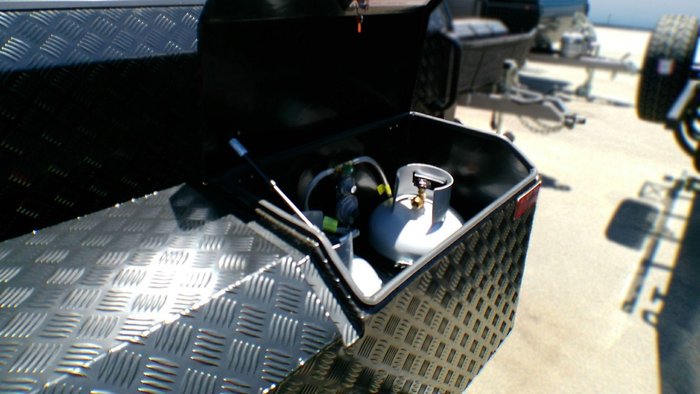 2025 Supreme 2110_C_K1e5b_T Territory 21'10 2 Bunk