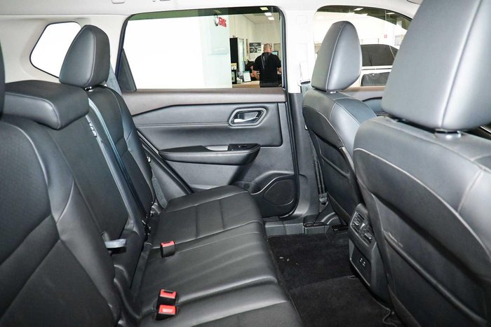 2023 Nissan X-TRAIL ST-L