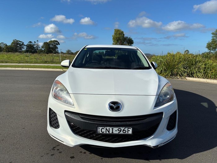 2013 Mazda 3 Neo