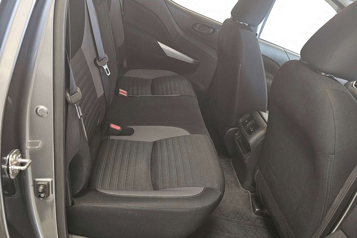 2022 Nissan Navara SL Warrior