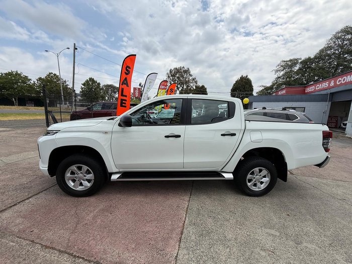 2019 Mitsubishi Triton GLX+ MR MY19 4X4 Dual Range White
