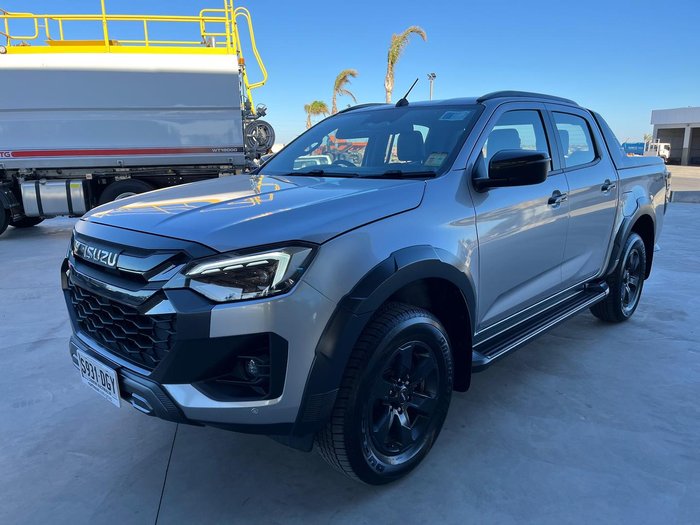 2025 Isuzu D-MAX X-TERRAIN