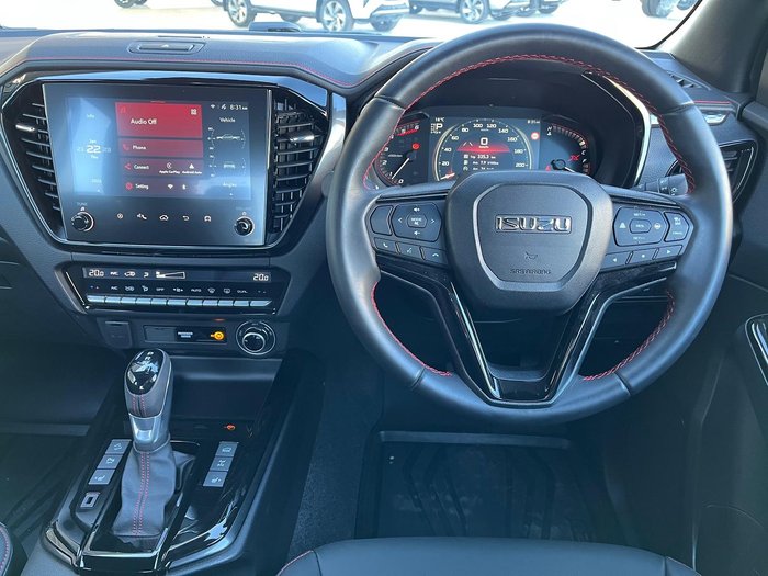 2025 Isuzu D-MAX X-TERRAIN