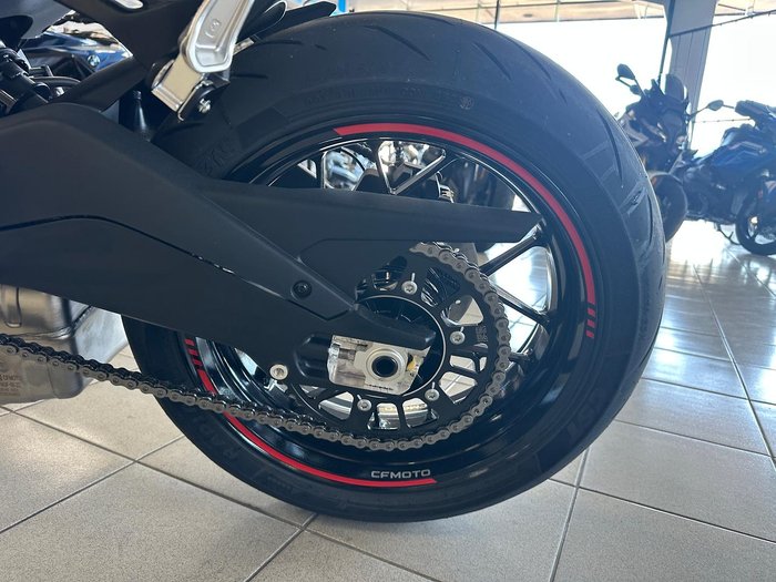 2025 CFMOTO 675SR-R SR Grey