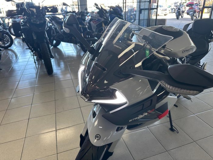 2025 CFMOTO 675SR-R SR Grey