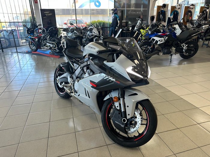 2025 CFMOTO 675SR-R SR Grey