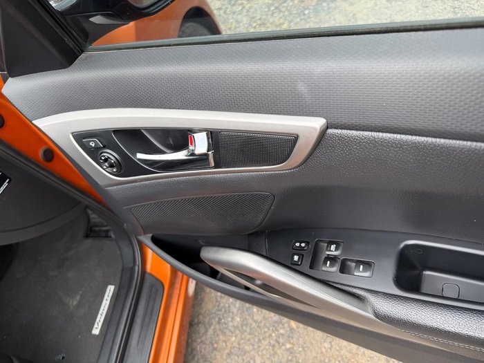 2012 Hyundai Veloster + FS2 Vitamin C